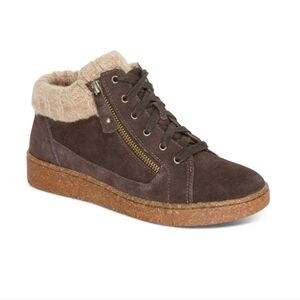 Aetrex Bonnie Arch Support Suede Sneaker with Knit Collar, Lace Up and Zipper
